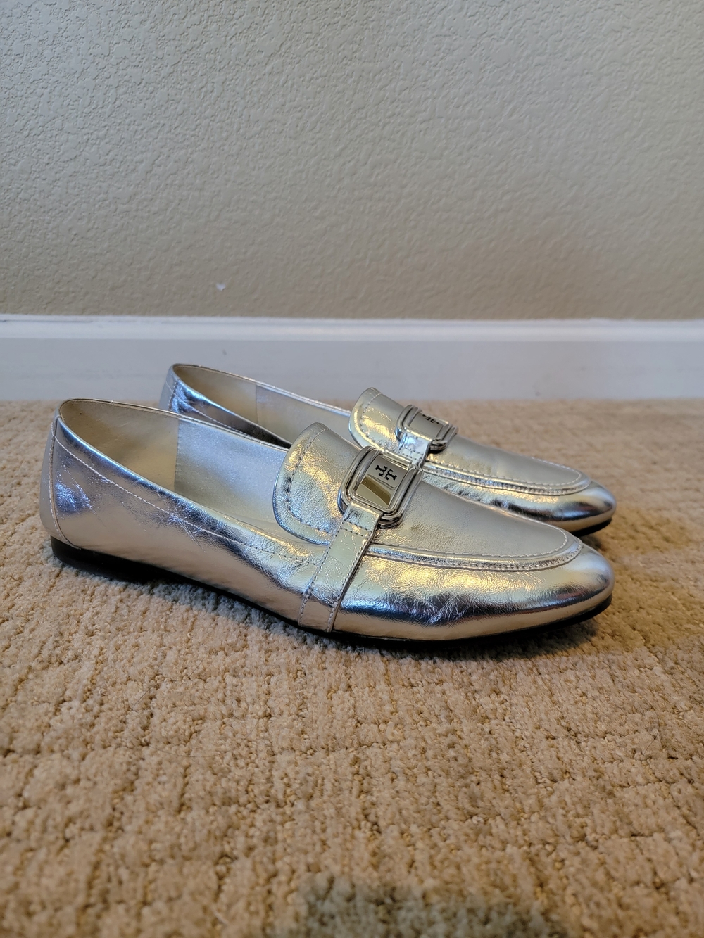 Tory Burch Silver Metallic Leather Slip-On Loafers, Size 10.5
